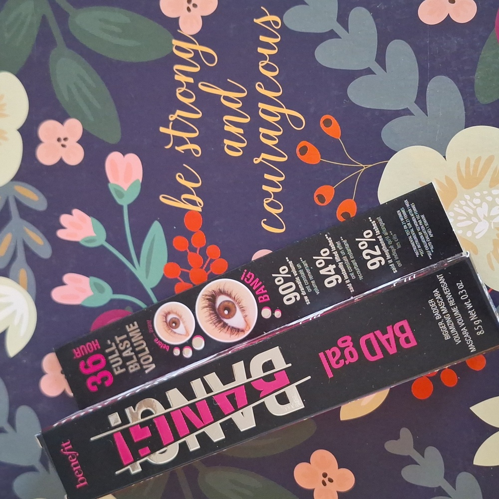 NEW Bad Gal Bang! Intense pitch black volumizing mascara by Benefit NWT